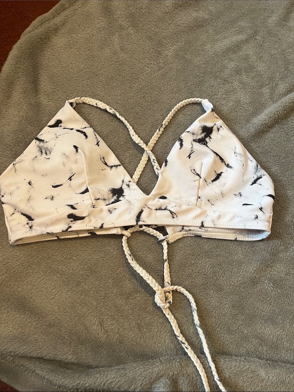ROMWE White and Black Marble Lace-Up Bikini Top